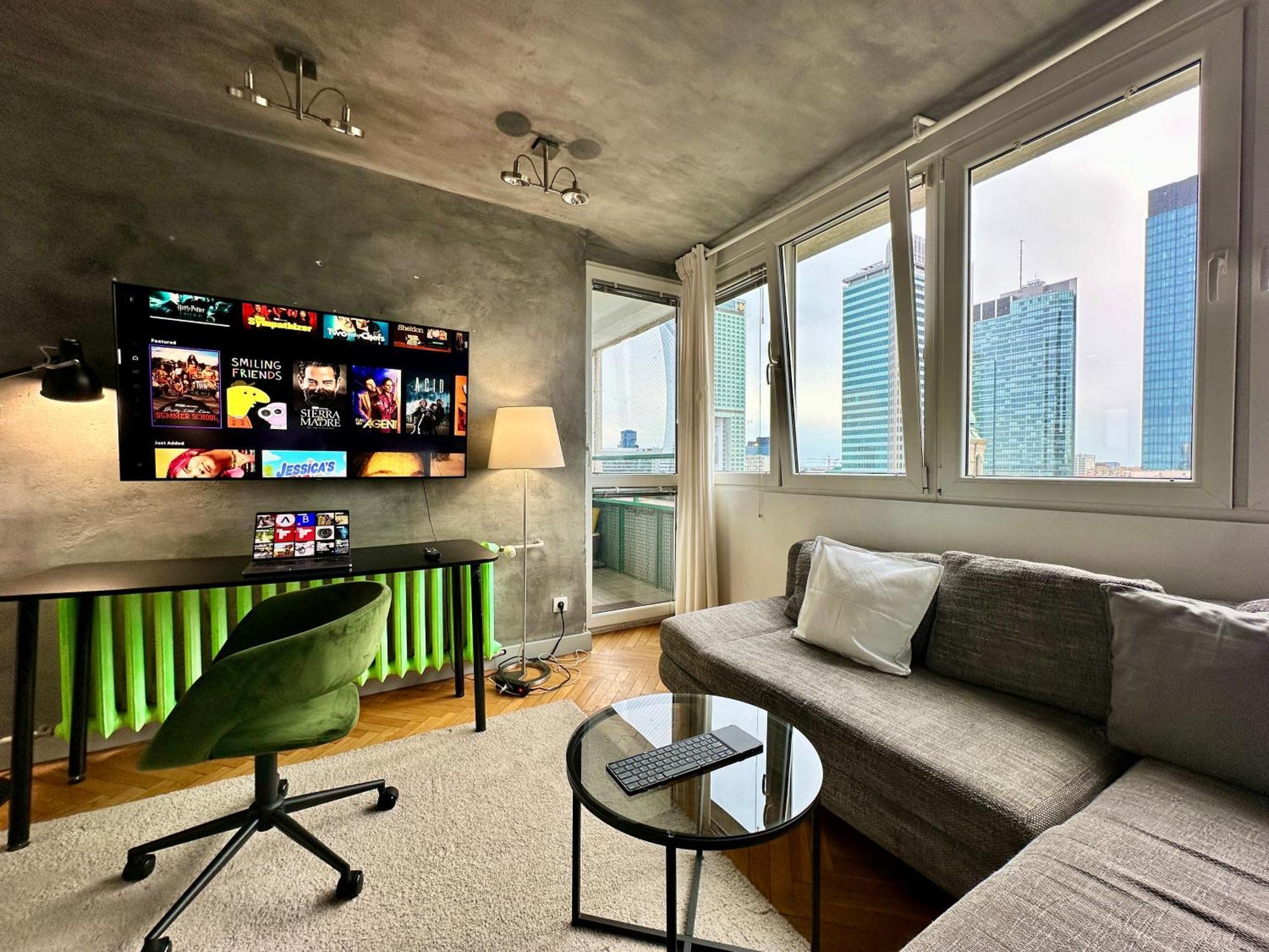 Апартаменти Palace 2 Wifi 600 Mbs 55'tv Netflix Hbo 2xmetro Appletv Варшава